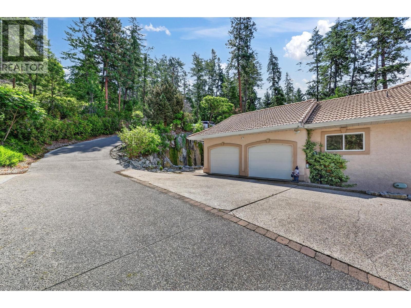 6650 Finch Road, Lake Country, BC - Outdoor