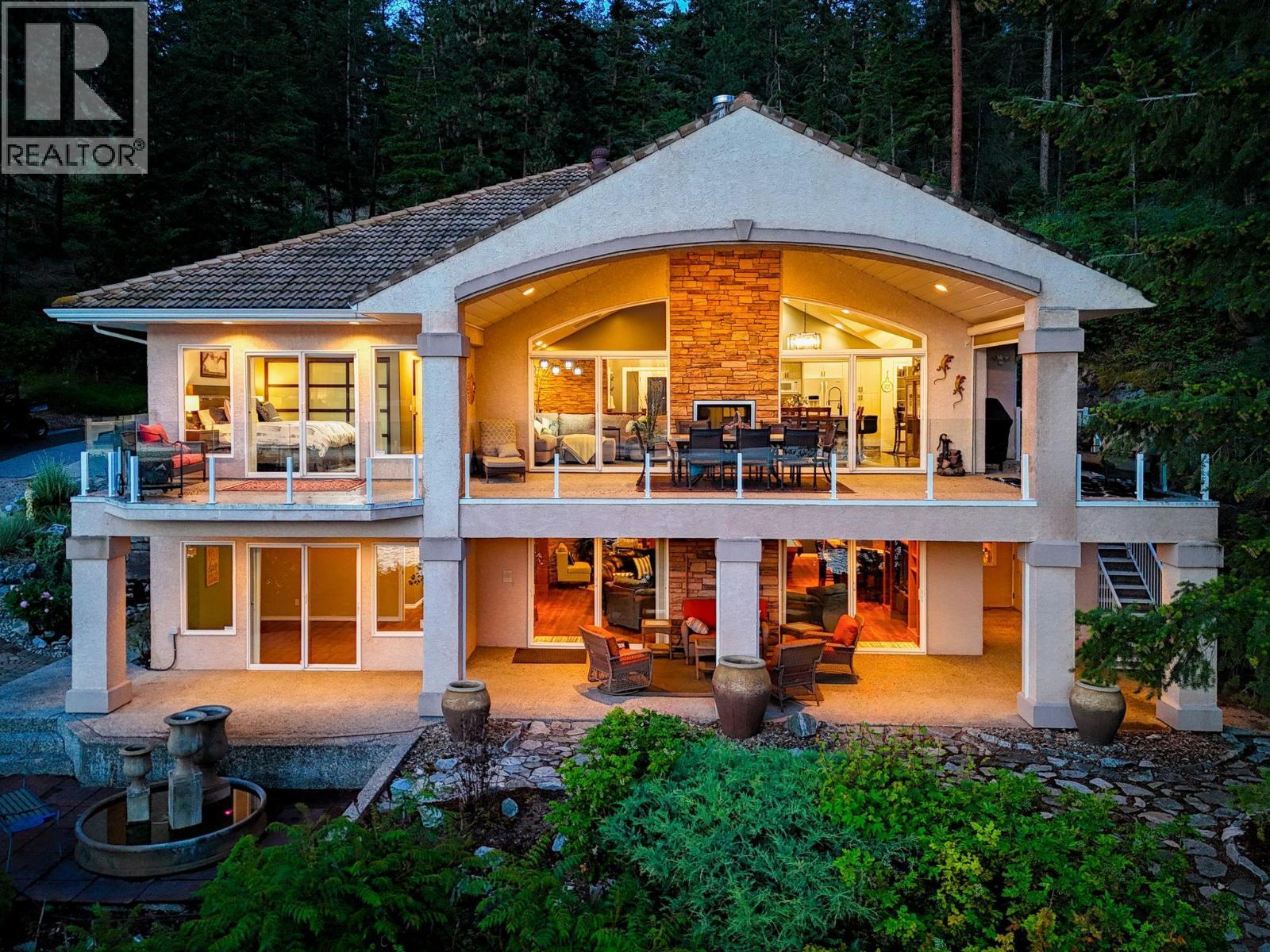 6650 Finch Road, Lake Country, BC - Outdoor With Deck Patio Veranda