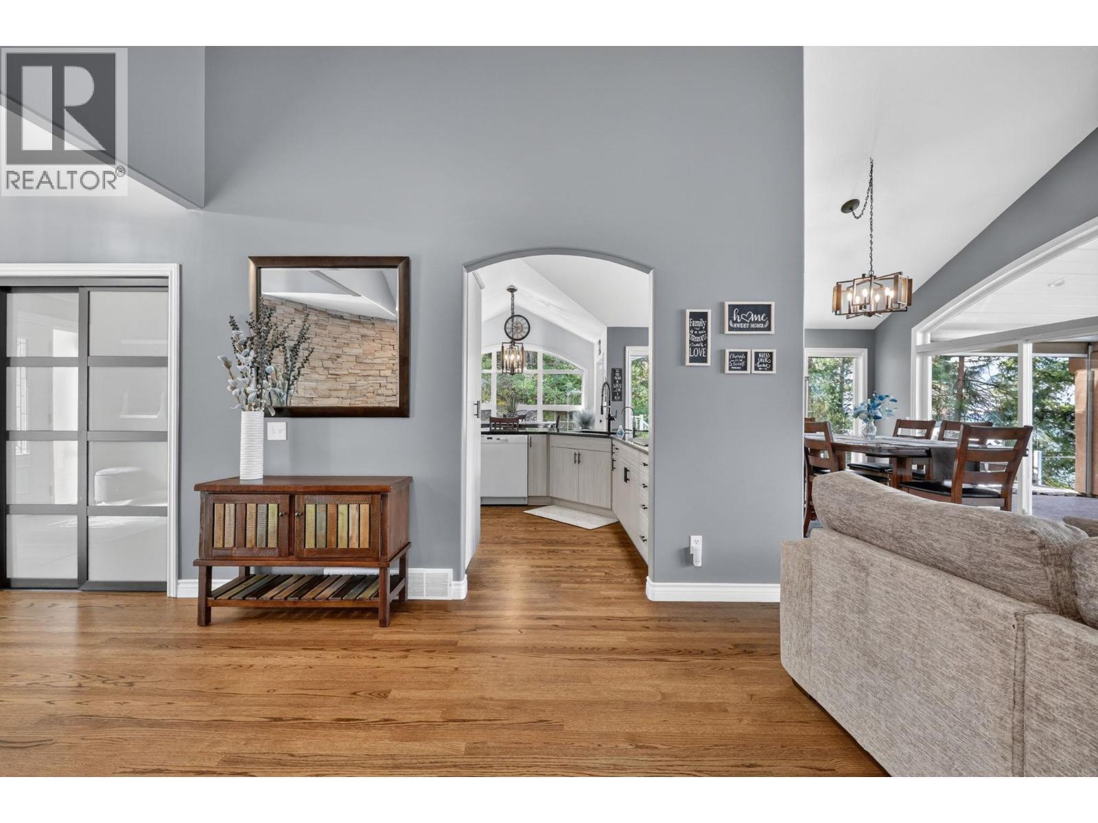6650 Finch Road, Lake Country, BC - Indoor