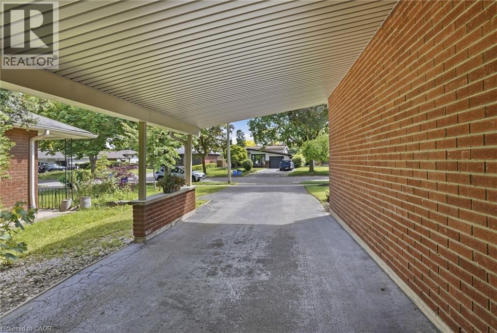 345 Erindale Drive, Burlington, ON