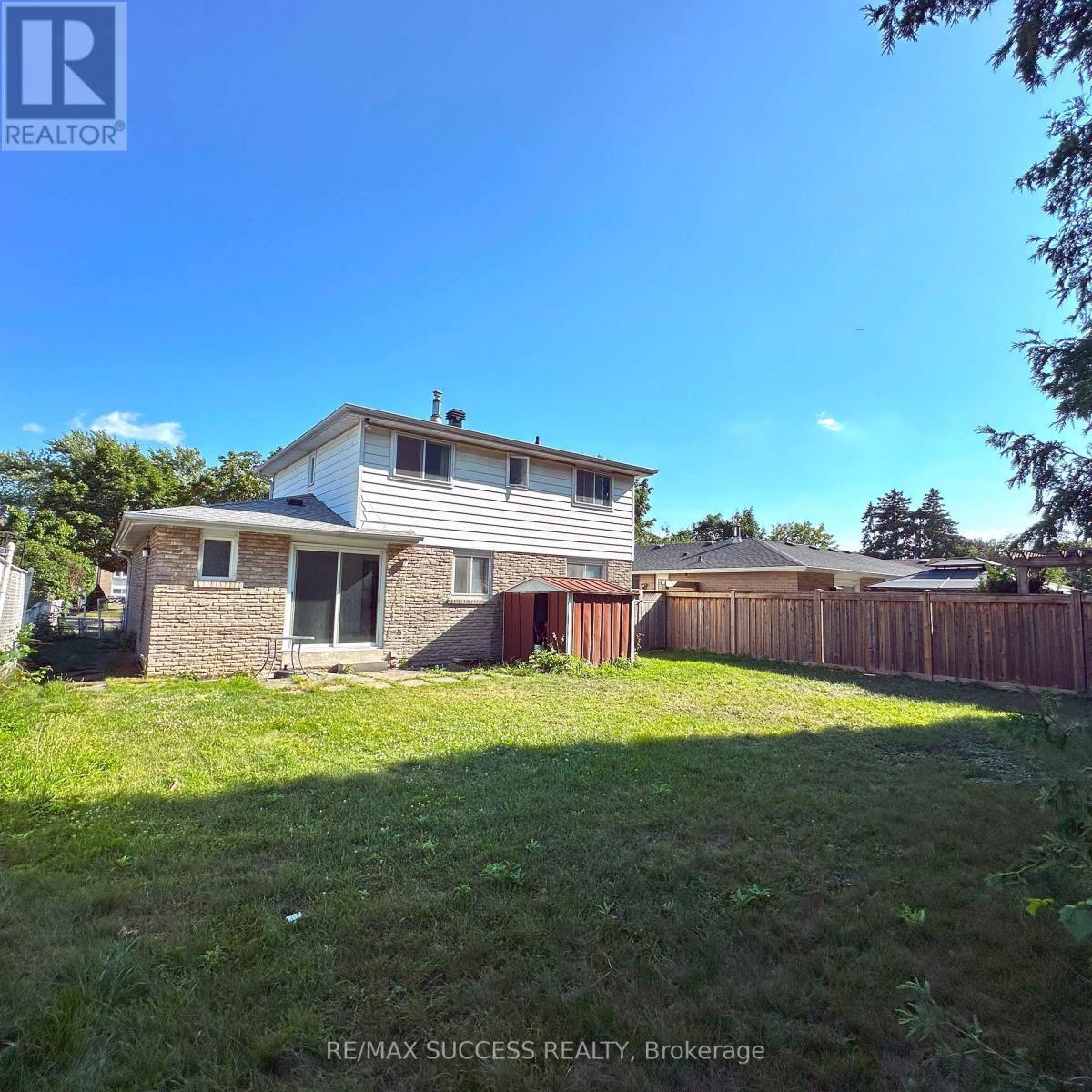 571 Minette Circle, Mississauga, ON