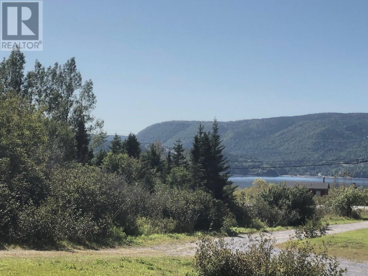 150 North Shore Highway, Meadows, NL