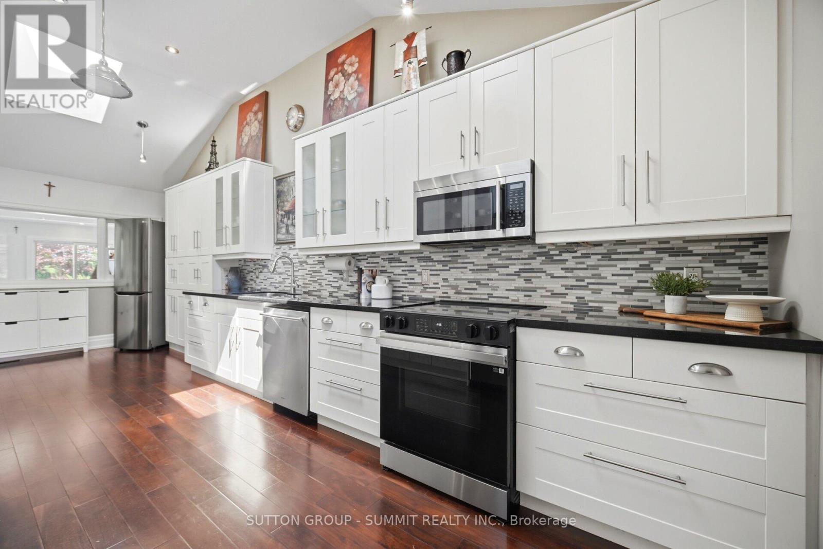 14 Plainsman Road, Mississauga, ON