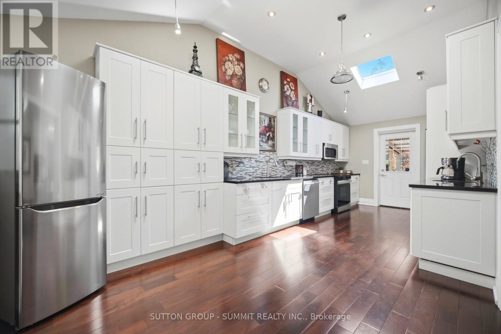 14 Plainsman Road, Mississauga, ON