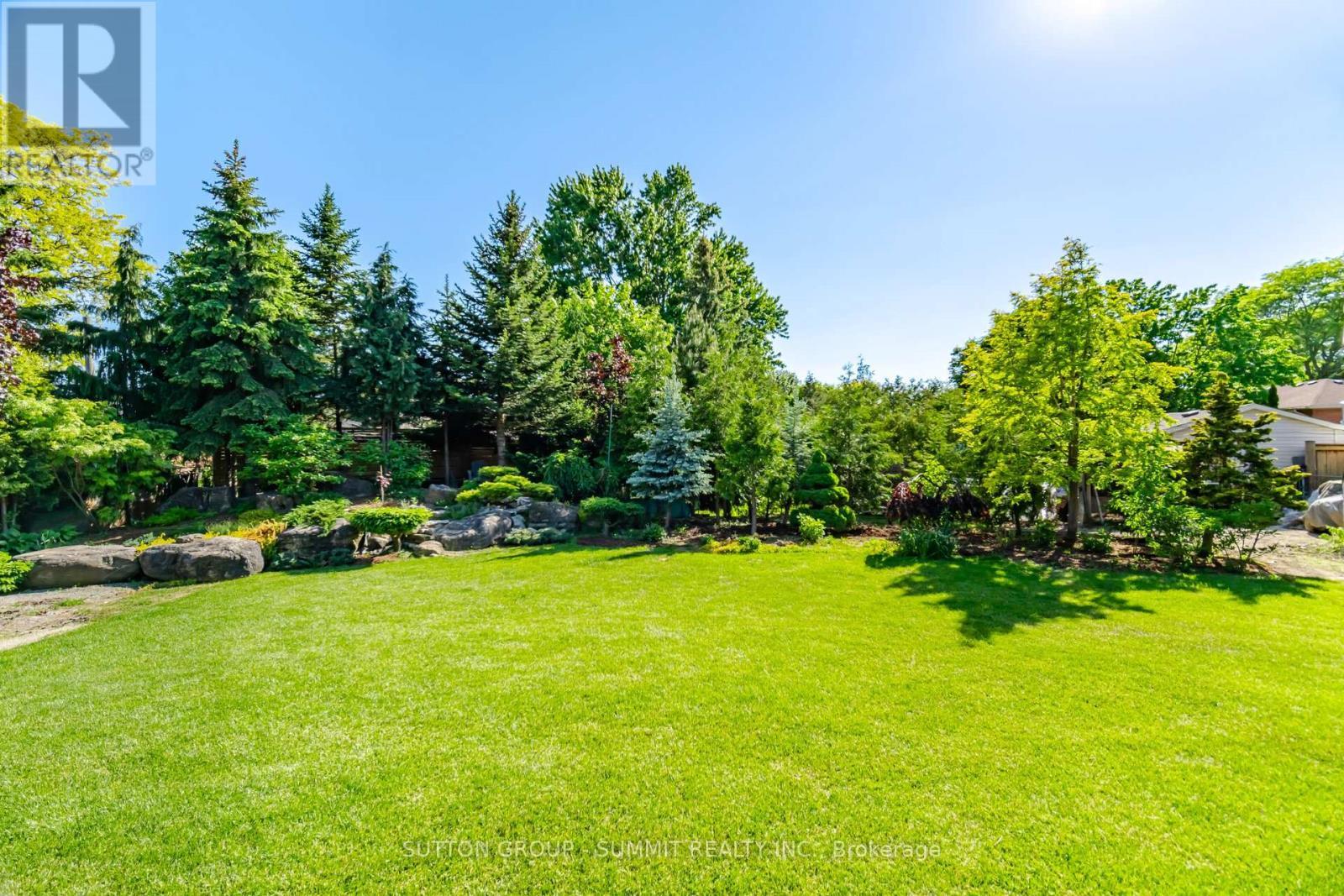 14 Plainsman Road, Mississauga, ON