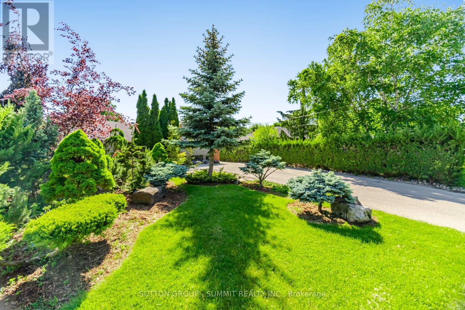 14 Plainsman Road, Mississauga, ON