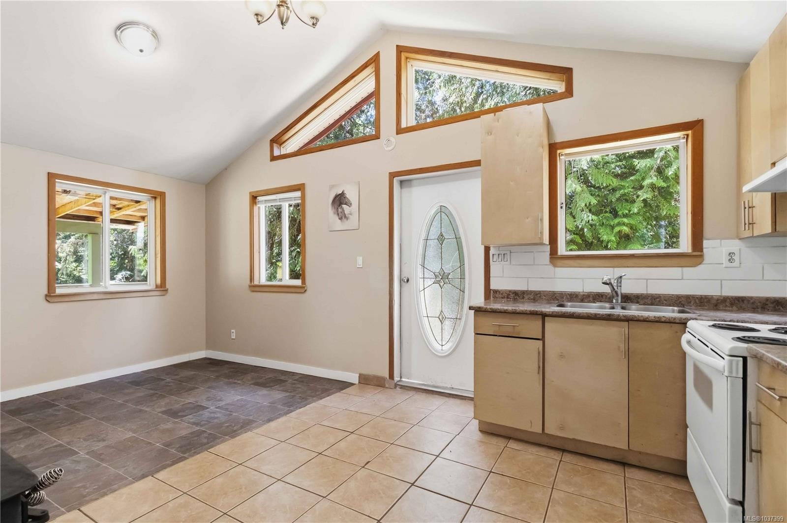 821 Seedtree Rd, Sooke, BC