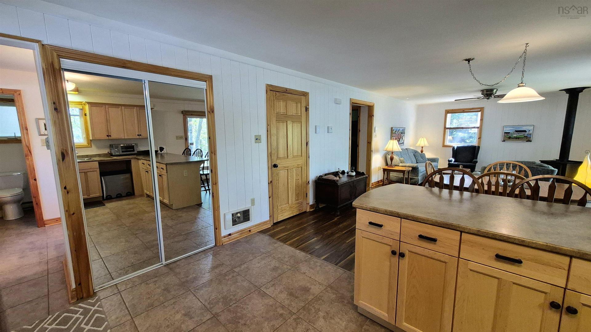 359 Summit Ridge Road, Vaughan, NS - Indoor Photo Showing Kitchen