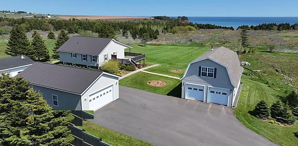 29 Macphee Avenue, Souris, PE