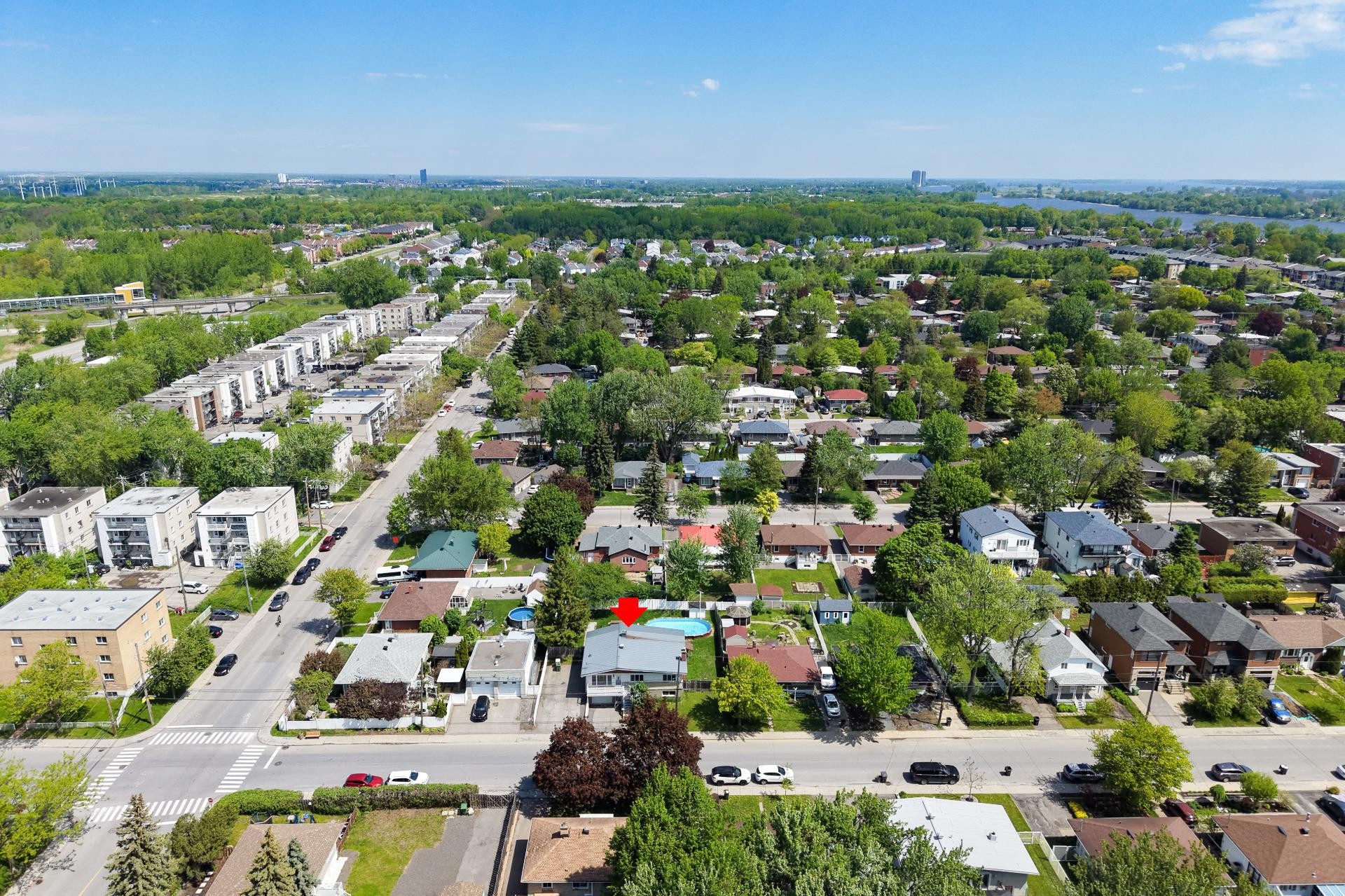 Photo aérienne - 1933 53E Avenue (P.-A.-T.), Montréal (Rivière-Des-Prairies/Pointe-Aux-Trembles), QC