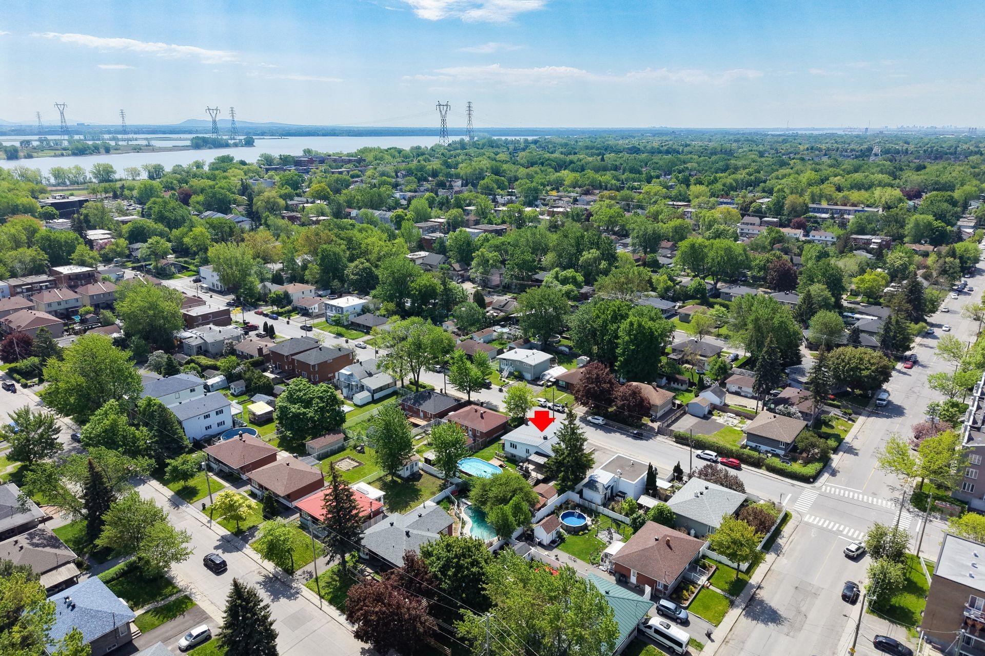Photo aérienne - 1933 53E Avenue (P.-A.-T.), Montréal (Rivière-Des-Prairies/Pointe-Aux-Trembles), QC