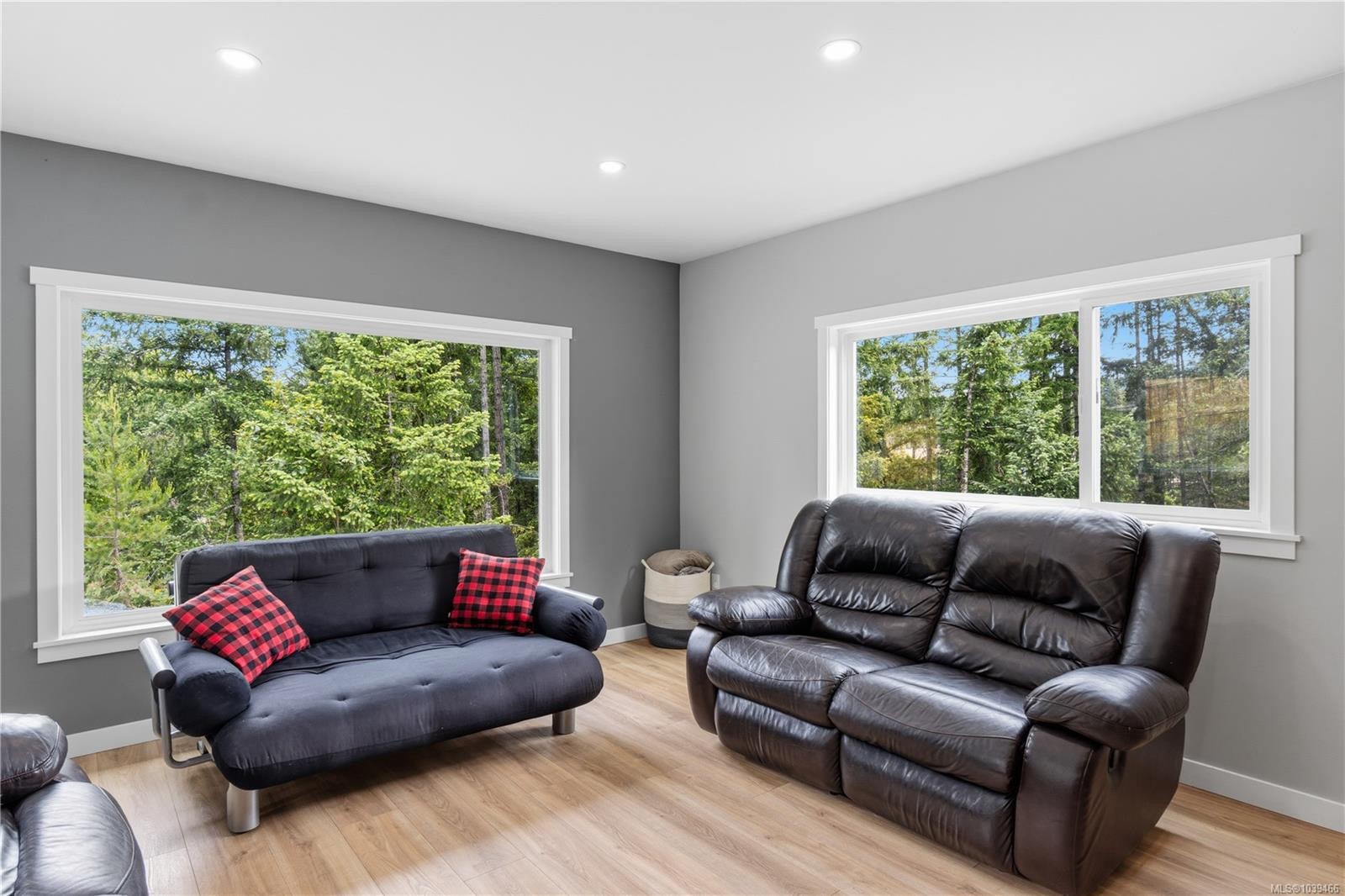 3840 Melrose Rd, Whiskey Creek, BC