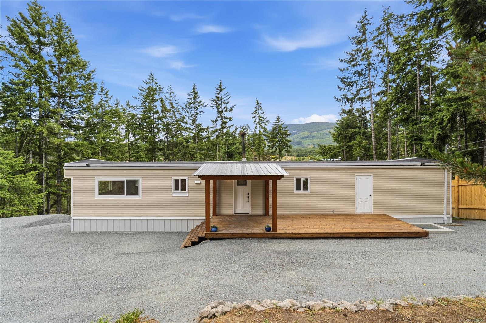 3840 Melrose Rd, Whiskey Creek, BC