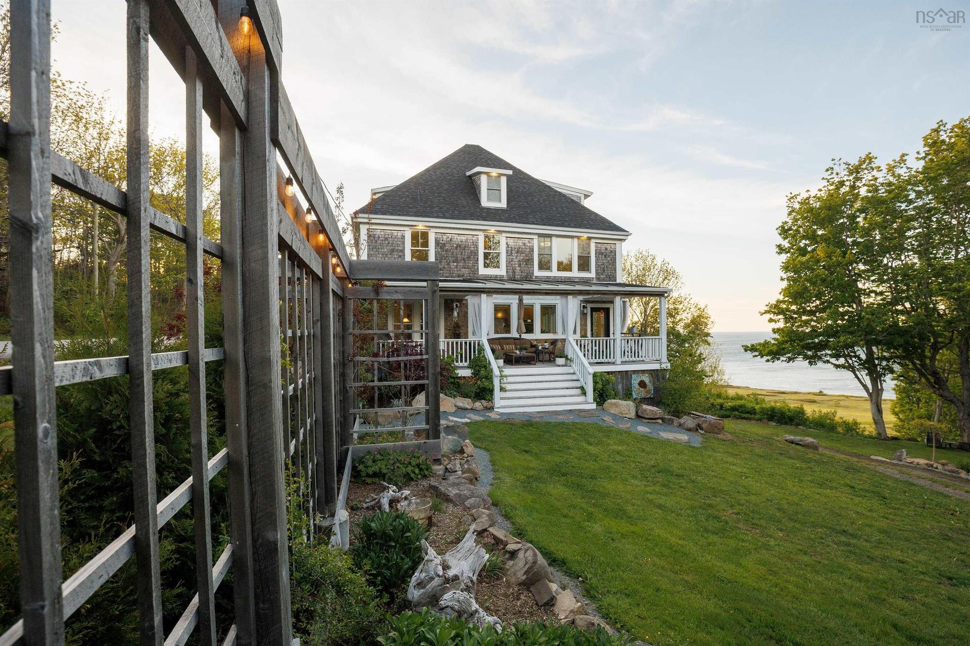 1334 Lighthouse Road, Bay View, NS