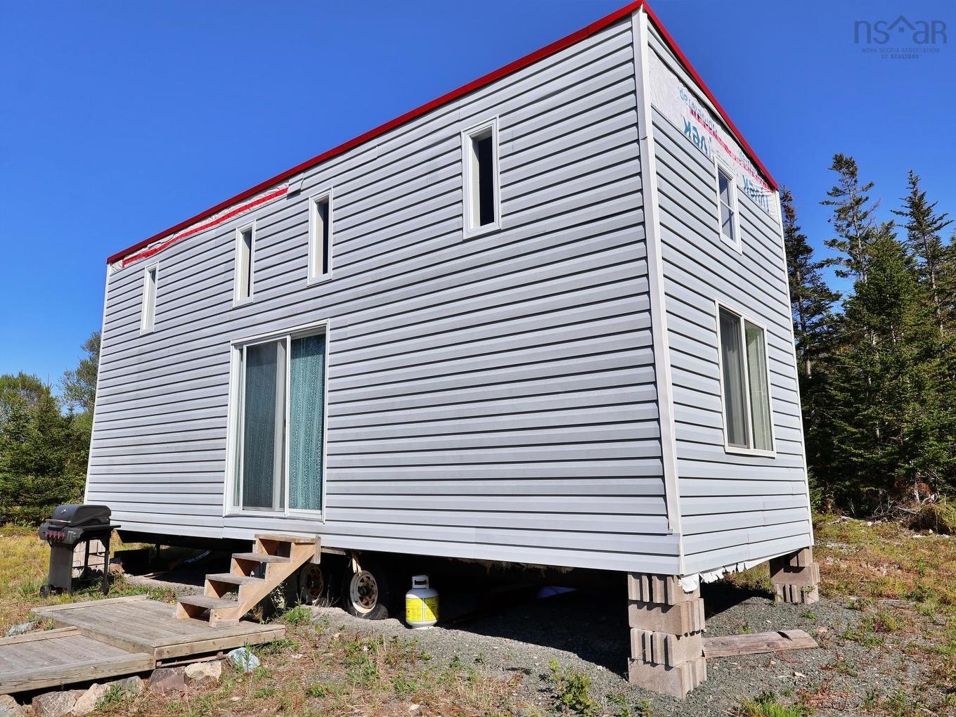 9054 East Bay Highway, Middle Cape, NS
