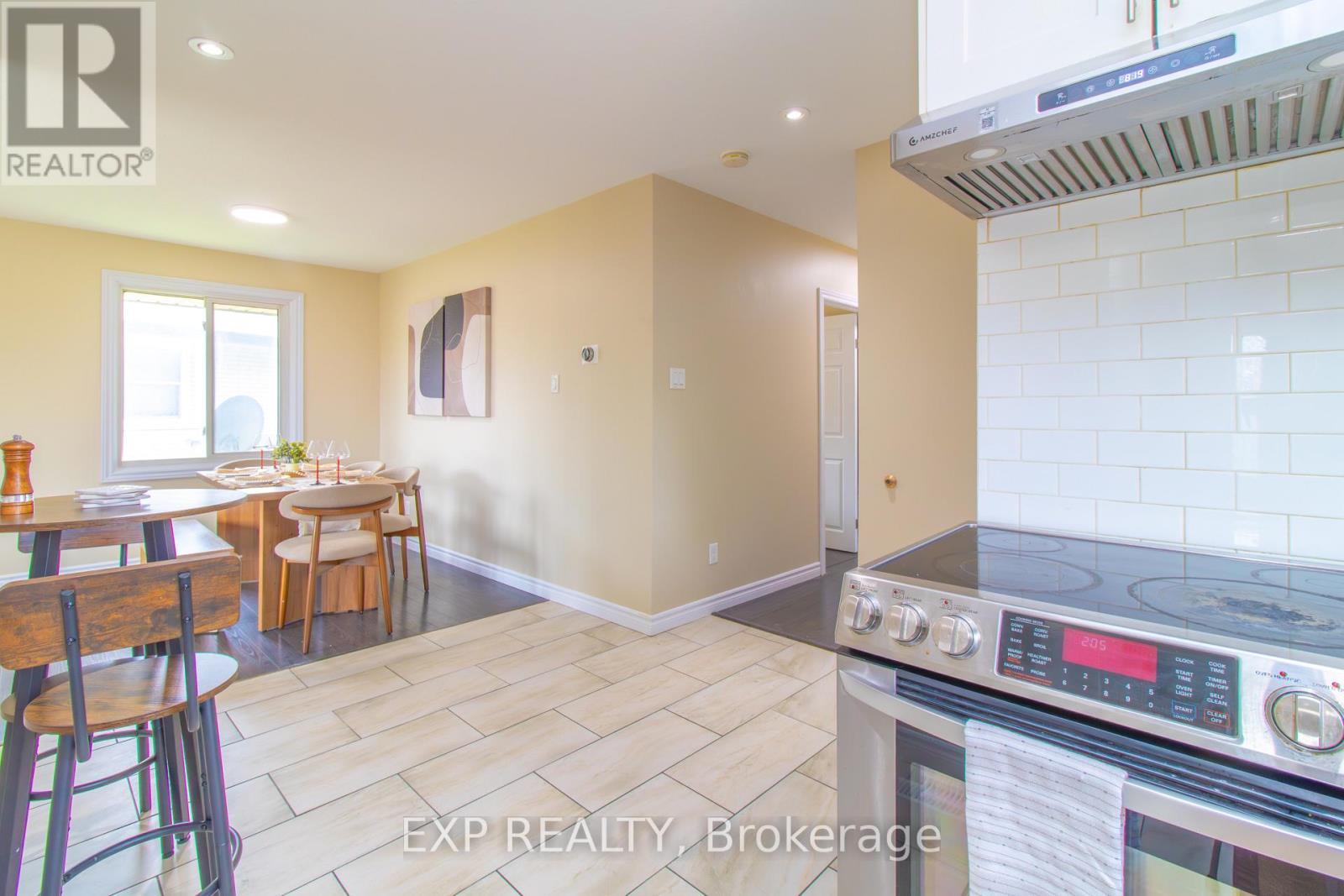 35 Hillsborough Crescent, Kitchener, ON