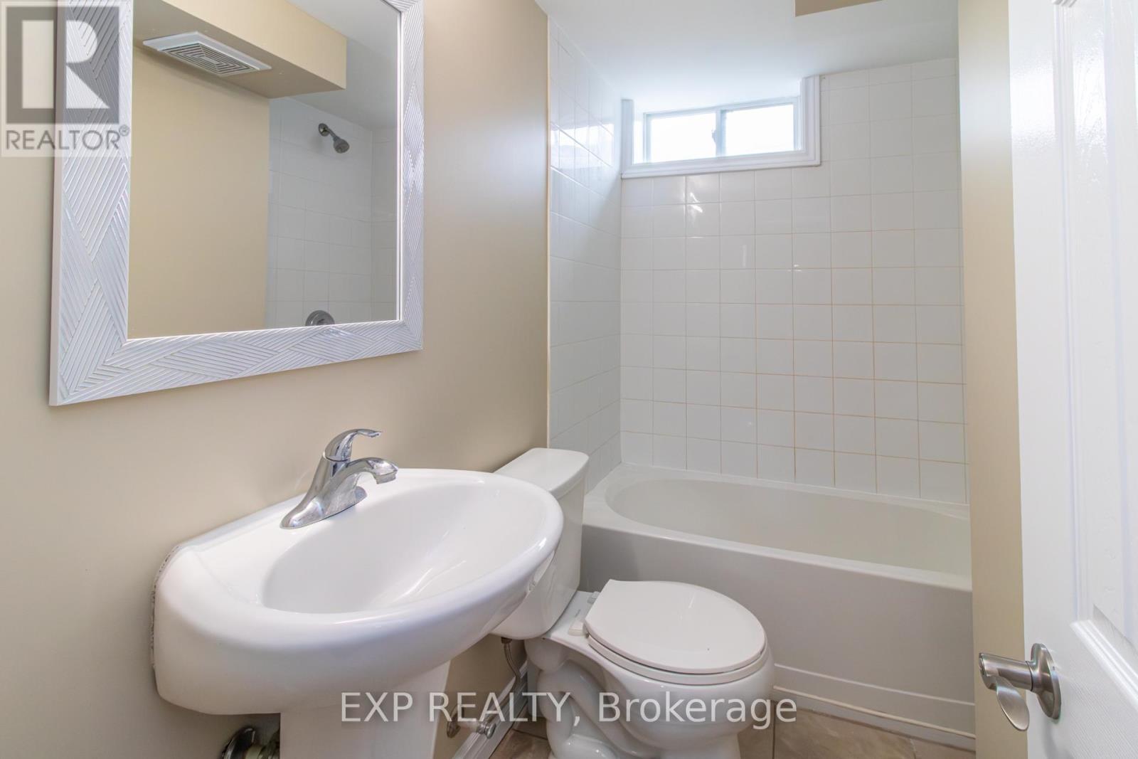 35 Hillsborough Crescent, Kitchener, ON