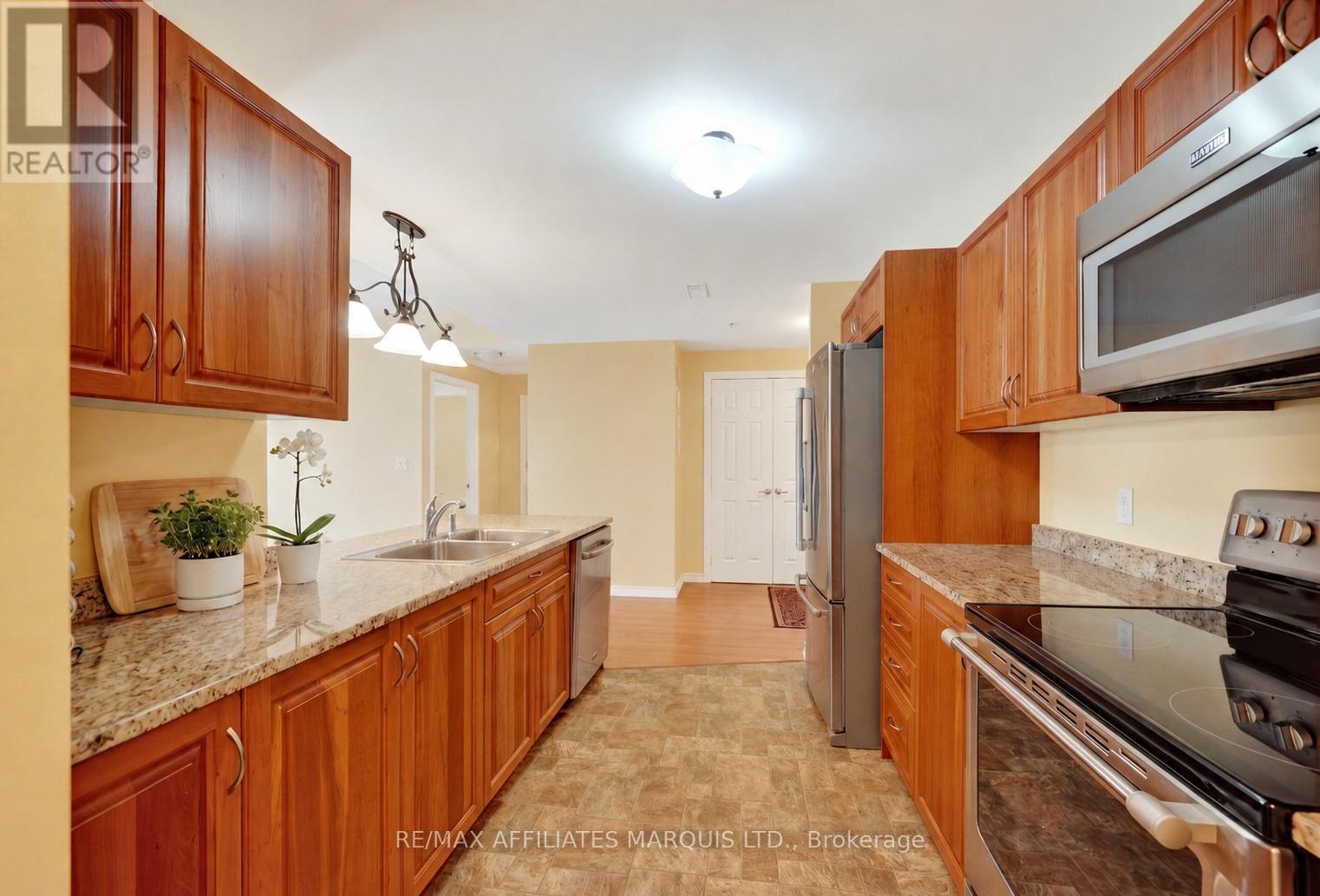 This image has been virtually staged. - 500 - 108 Second Street E, Cornwall, ON