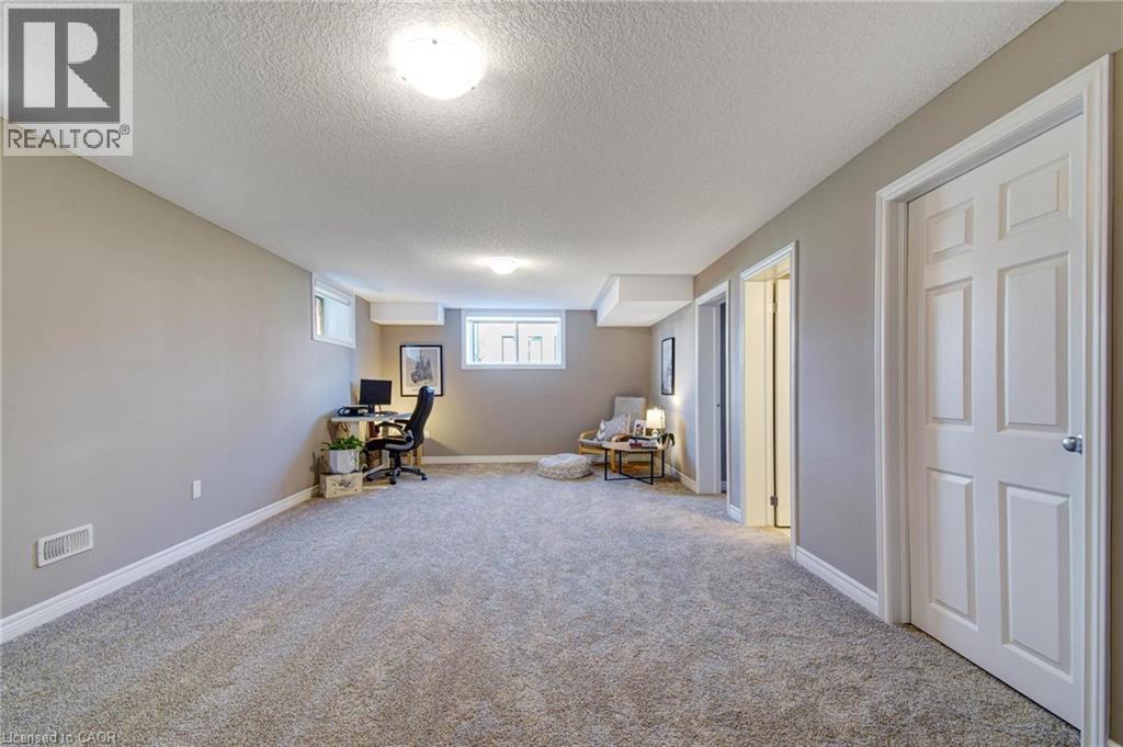 39 Broadacre Drive Unit# Basement, Kitchener, ON