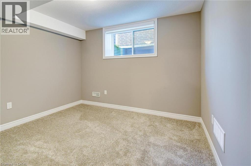 39 Broadacre Drive Unit# Basement, Kitchener, ON