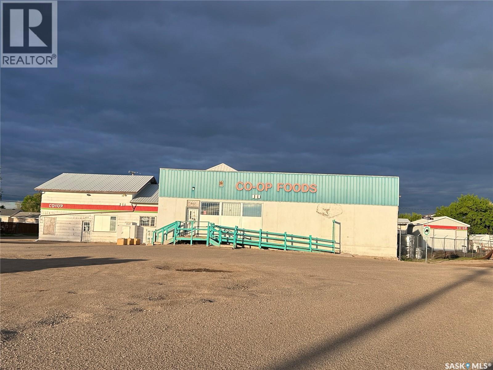 1.19 Acre Lot Railway Avenue, Bethune, SK