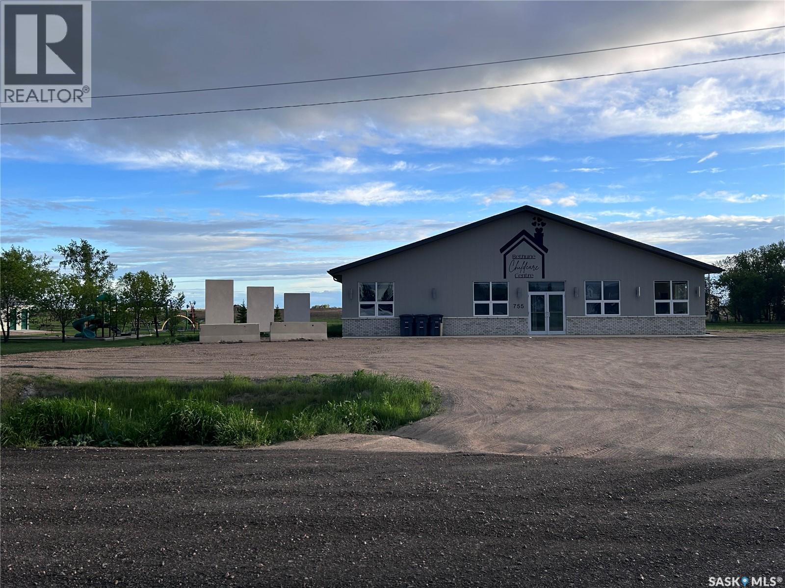 1.19 Acre Lot Railway Avenue, Bethune, SK