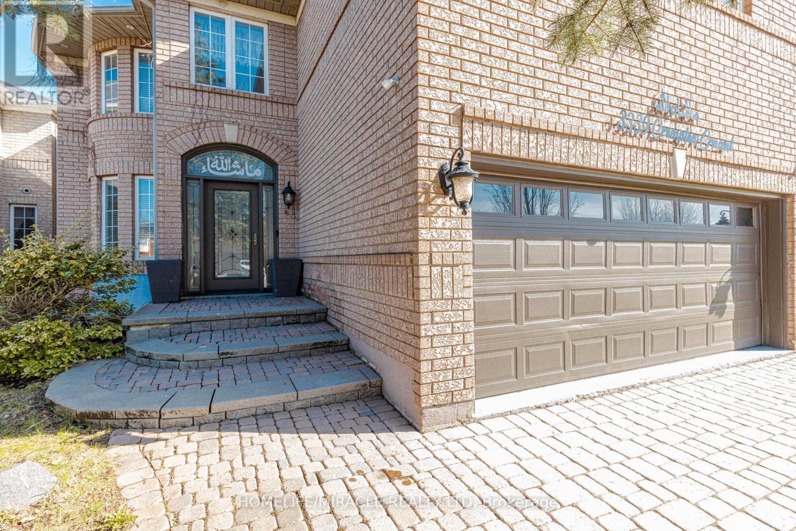 3339 Crompton Crescent, Mississauga, ON