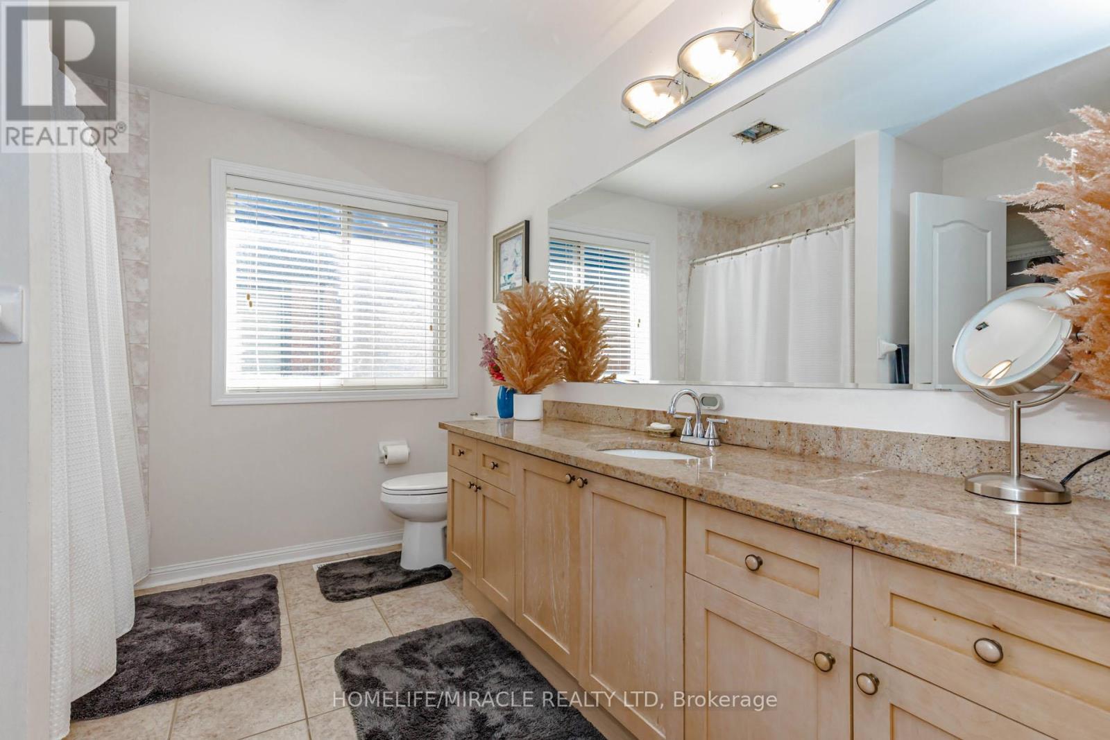 3339 Crompton Crescent, Mississauga, ON