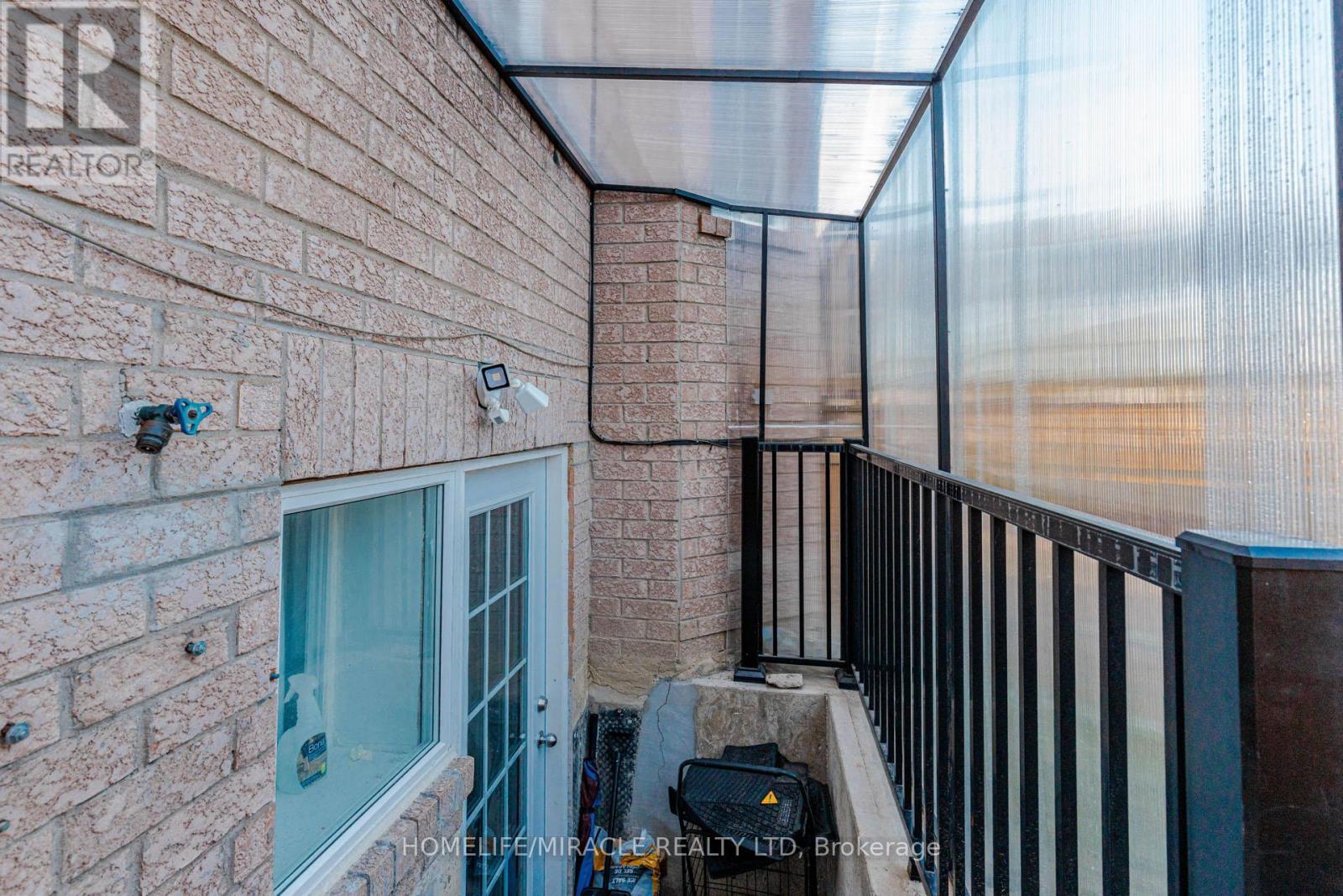 3339 Crompton Crescent, Mississauga, ON