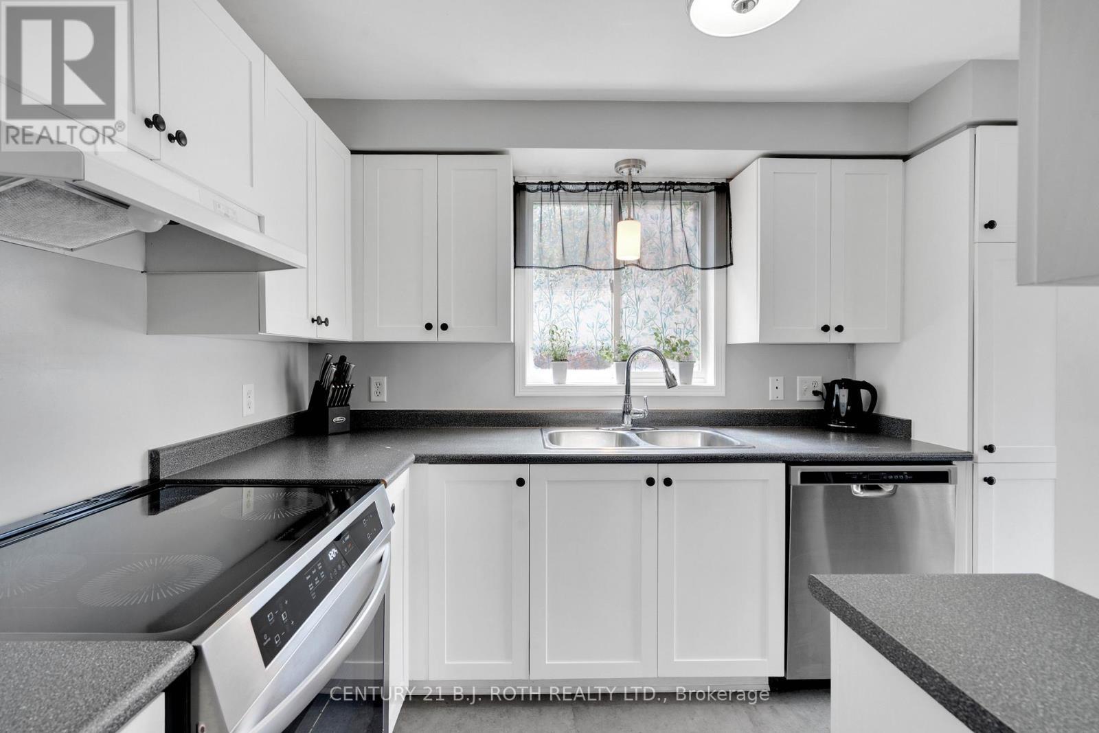 30 Ginger Drive, Barrie, ON