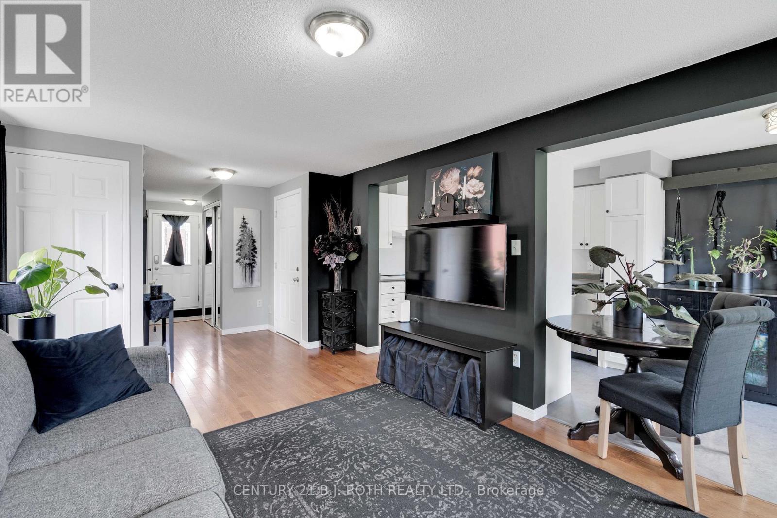 30 Ginger Drive, Barrie, ON
