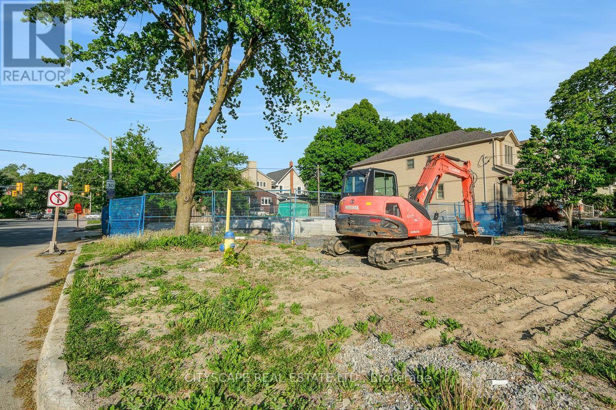 551 Edison Avenue, Ottawa, ON