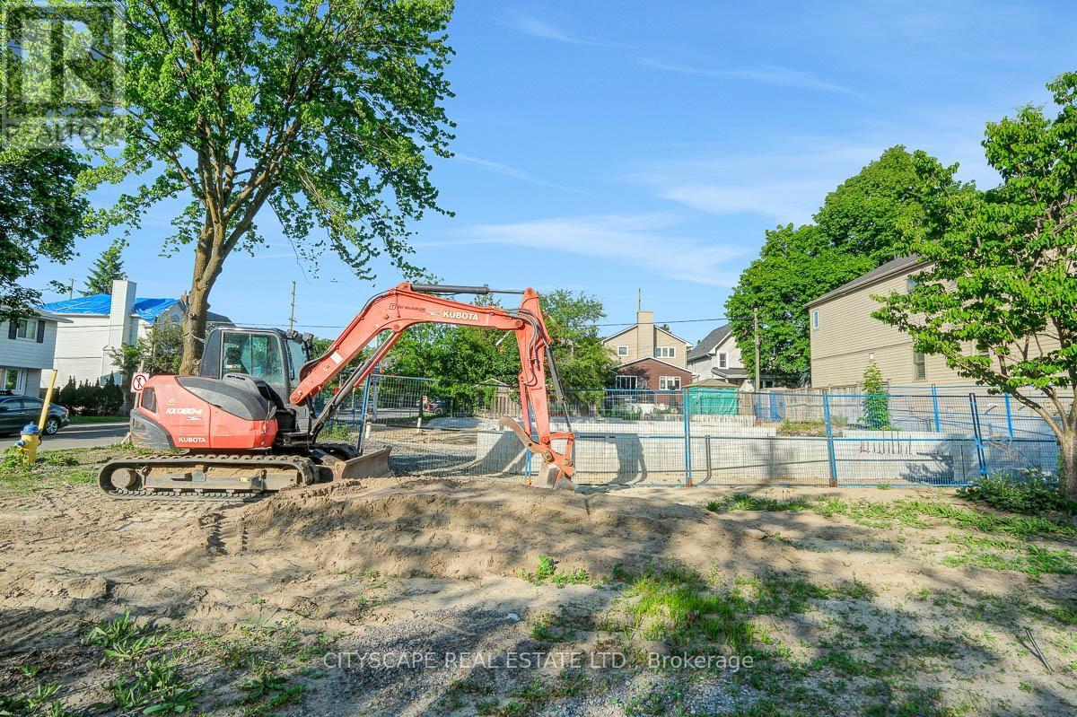 551 Edison Avenue, Ottawa, ON