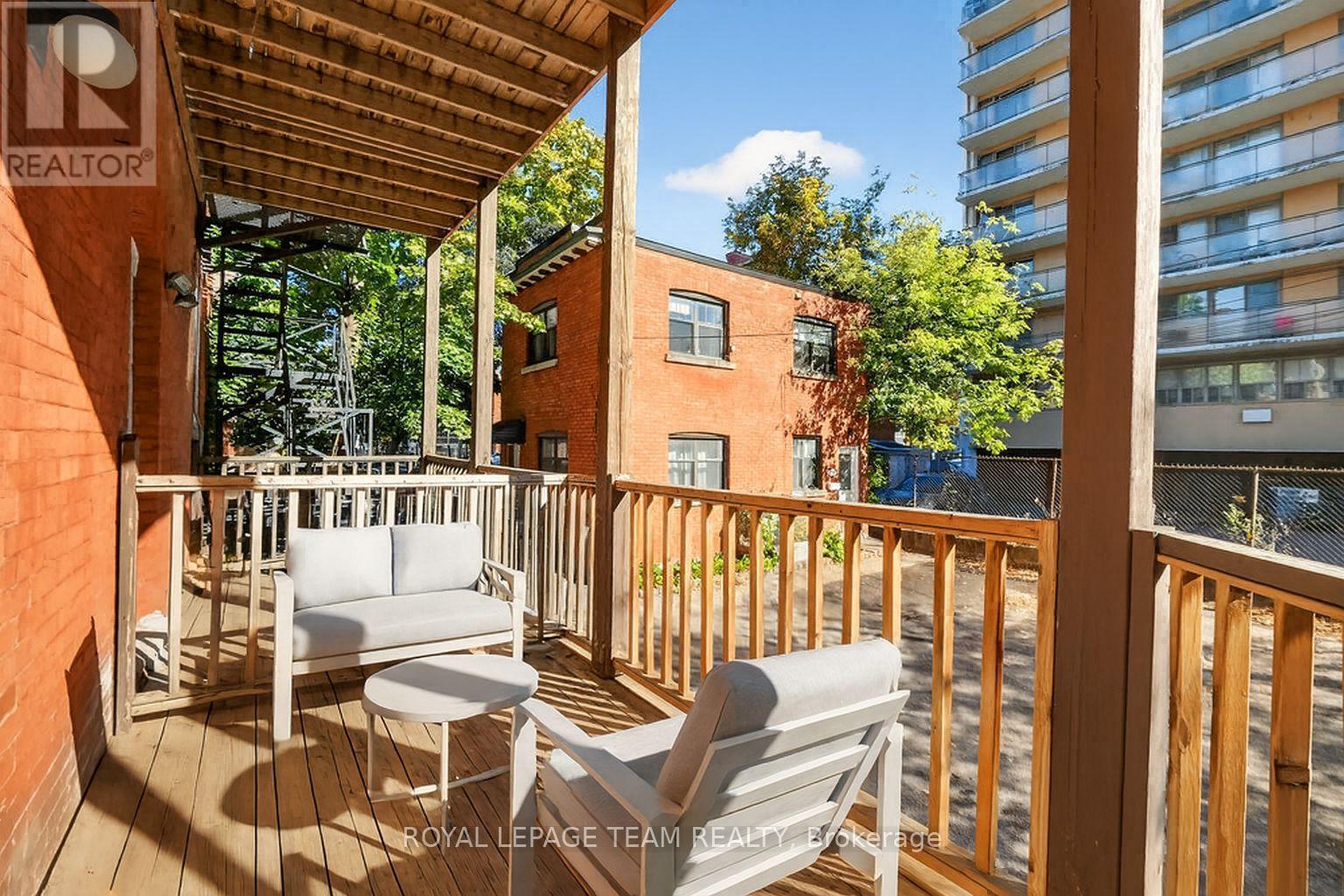 260 Somerset Street W, Ottawa, ON