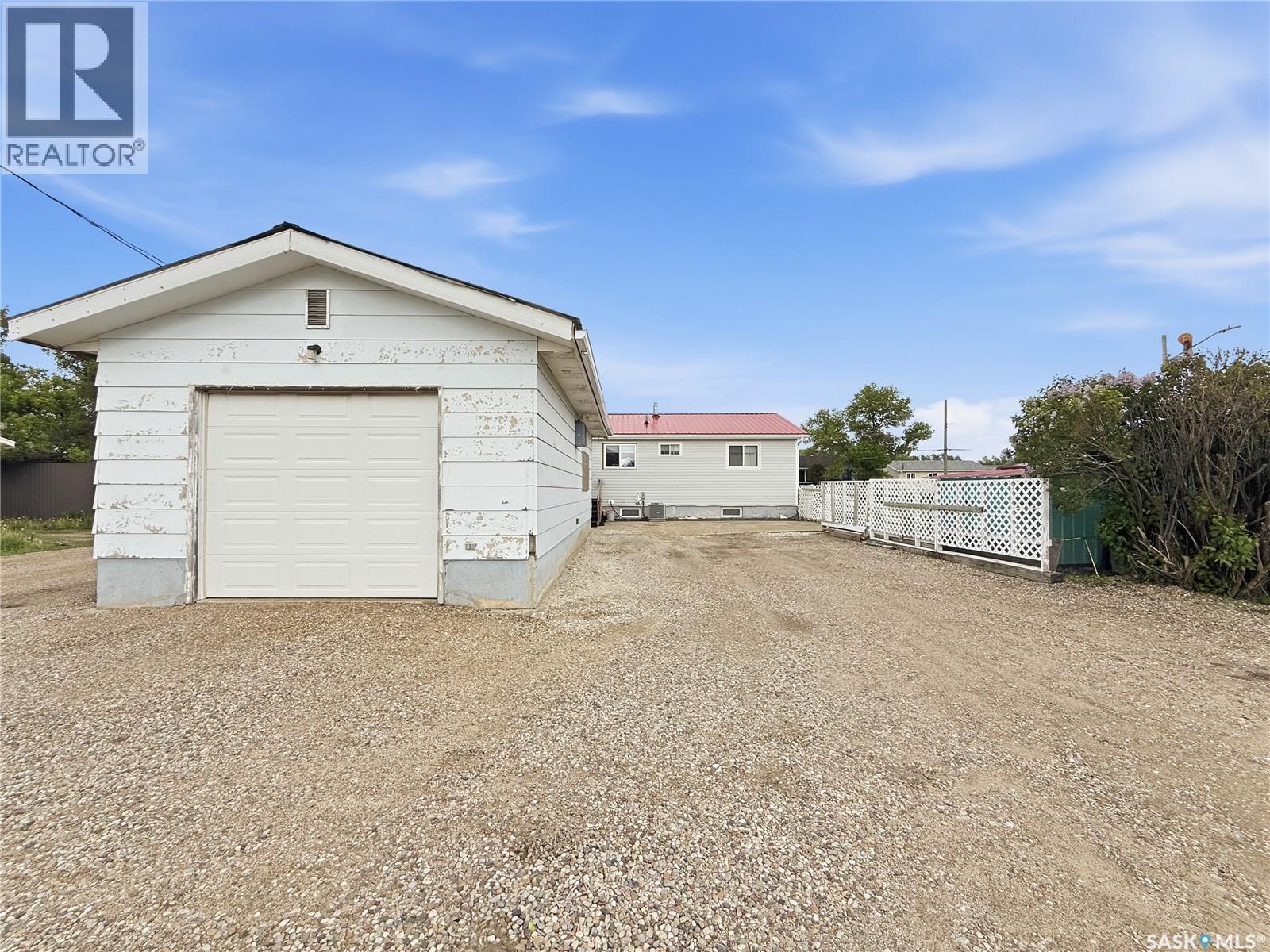 24 13Th Avenue Se, Swift Current, SK