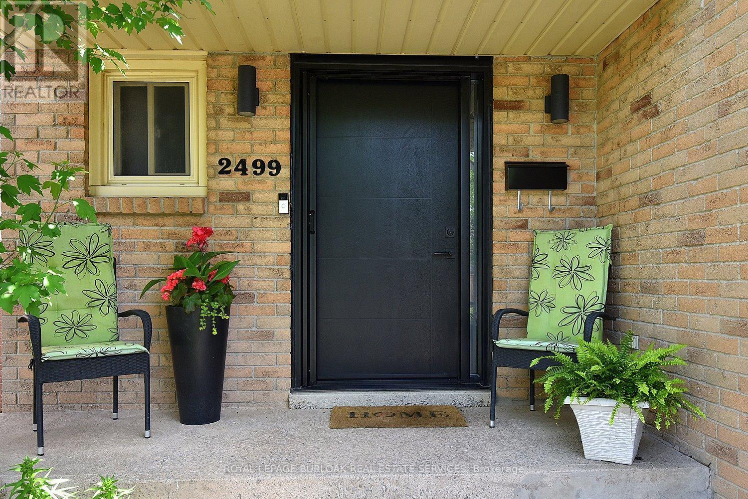 2499 Whittaker Drive, Burlington, ON