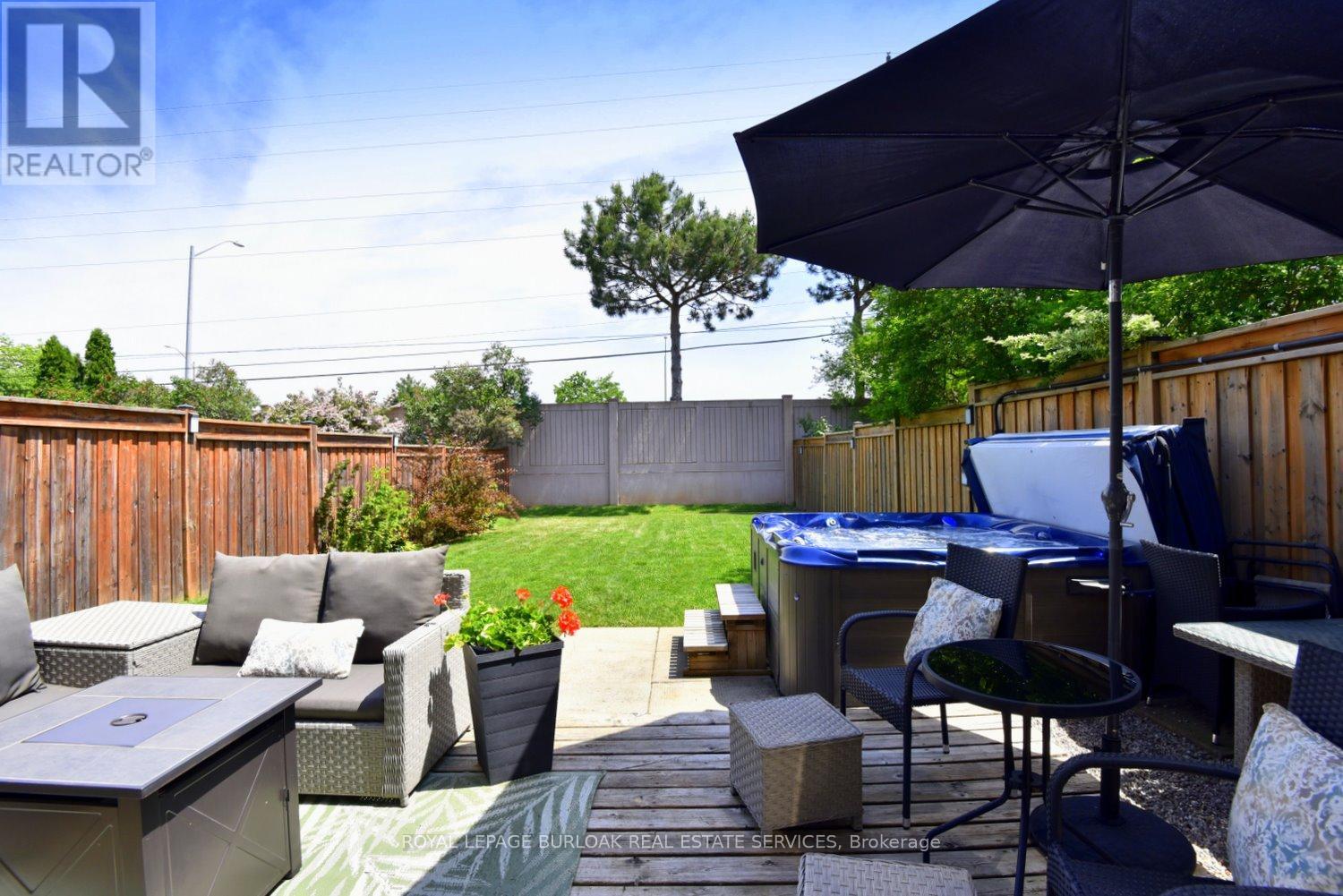 2499 Whittaker Drive, Burlington, ON