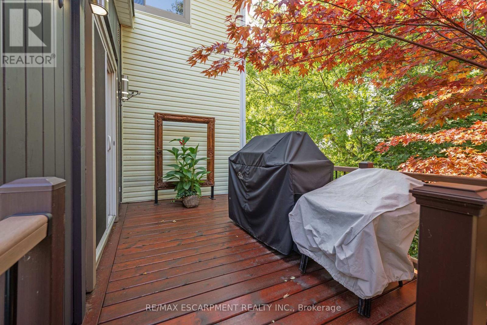 493 Ridge Road E, Grimsby, ON - Outdoor With Exterior