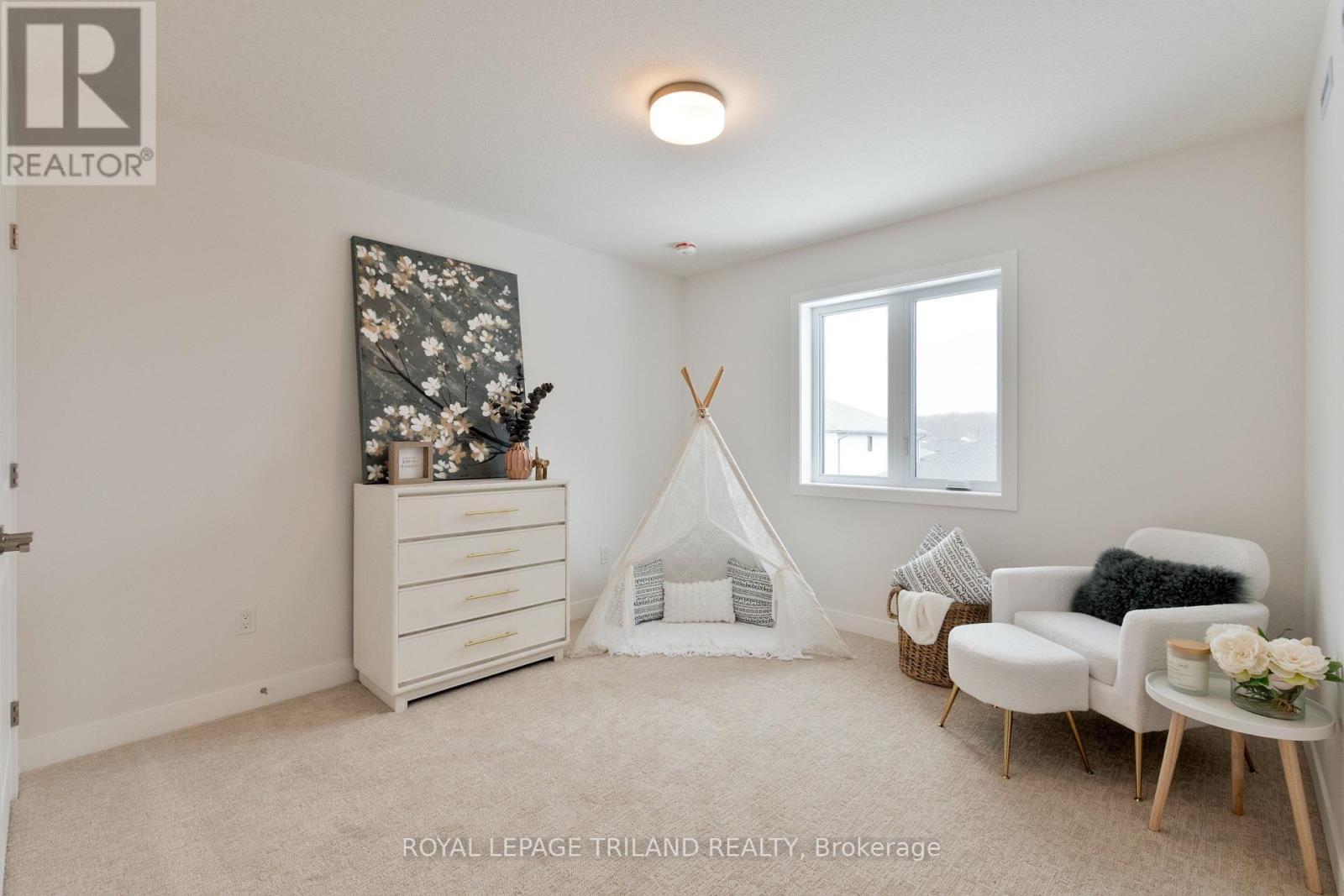 112 Styles Drive, St. Thomas, ON - Indoor