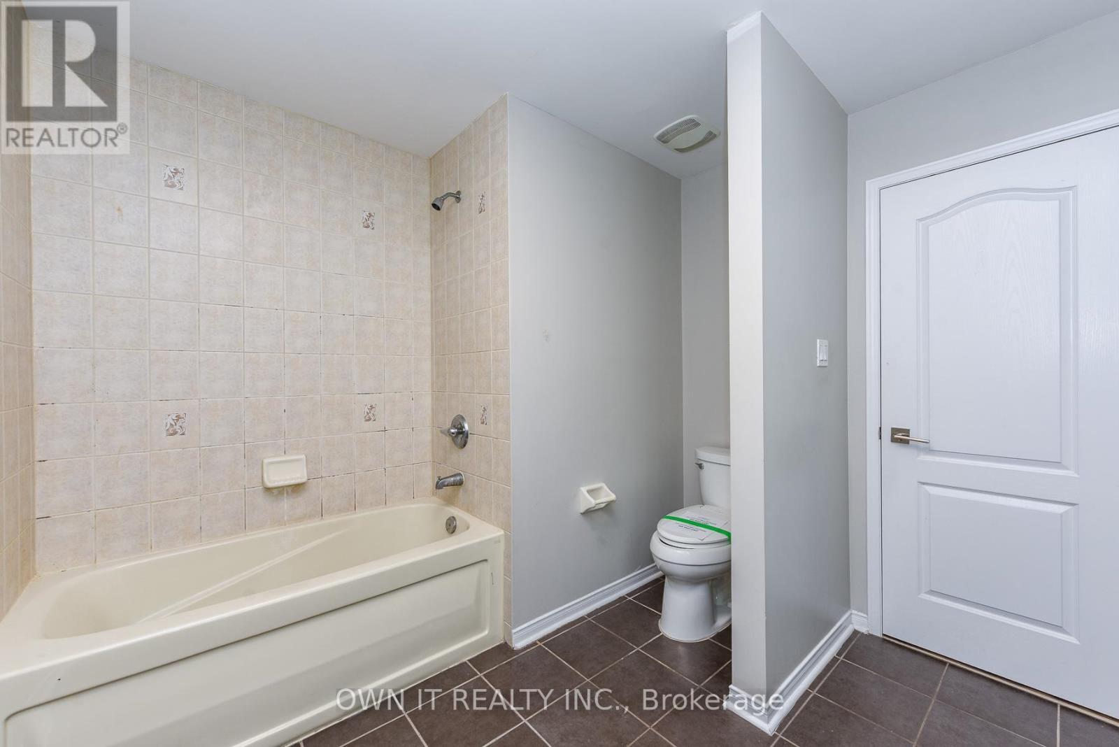 3035 Mission Hill Drive, Mississauga, ON