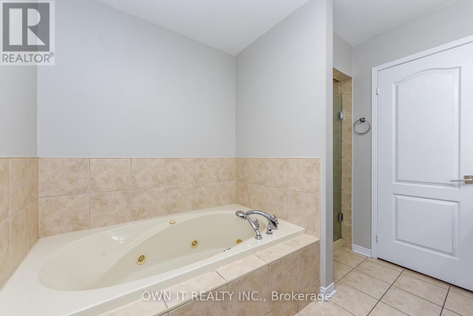 3035 Mission Hill Drive, Mississauga, ON