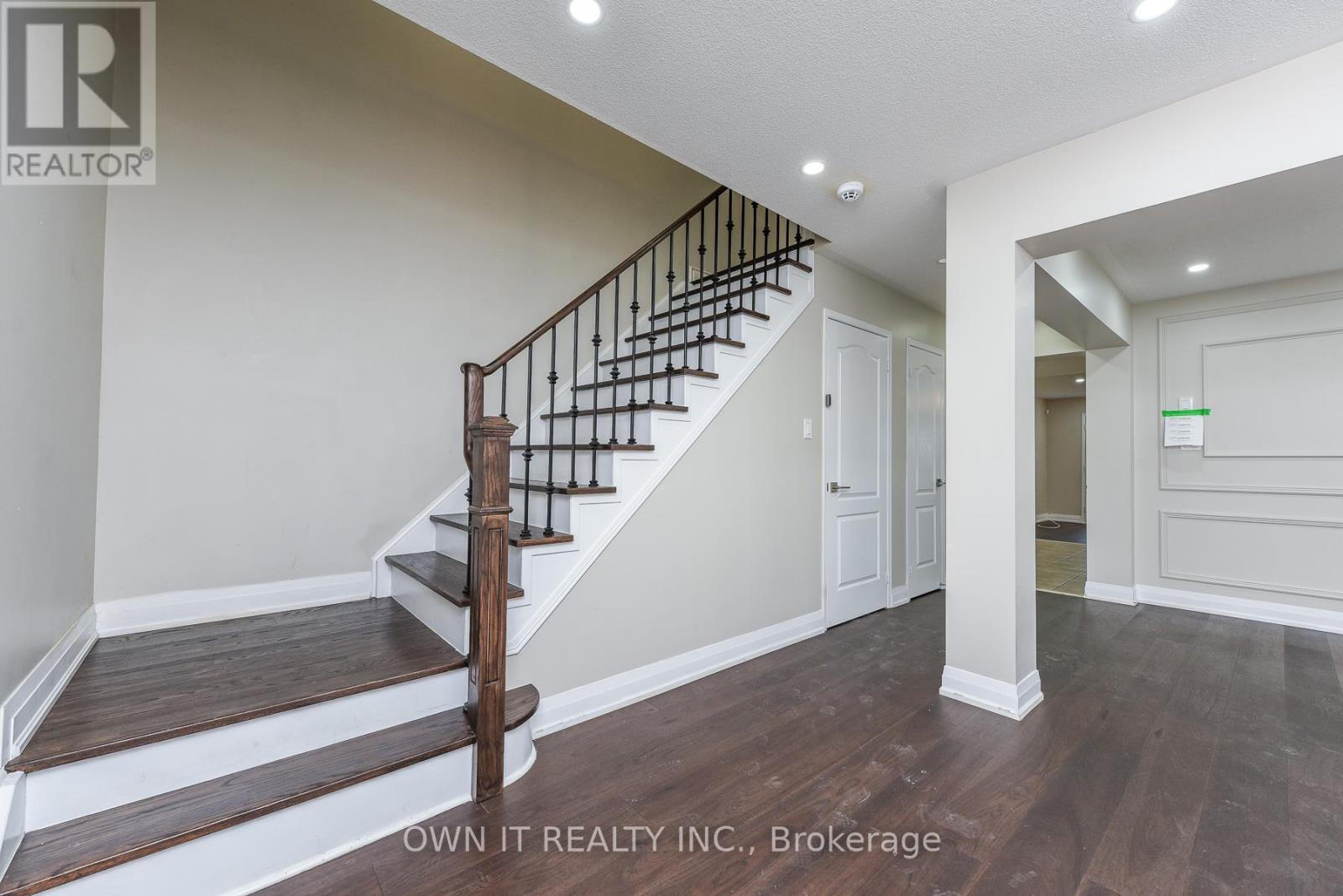 3035 Mission Hill Drive, Mississauga, ON