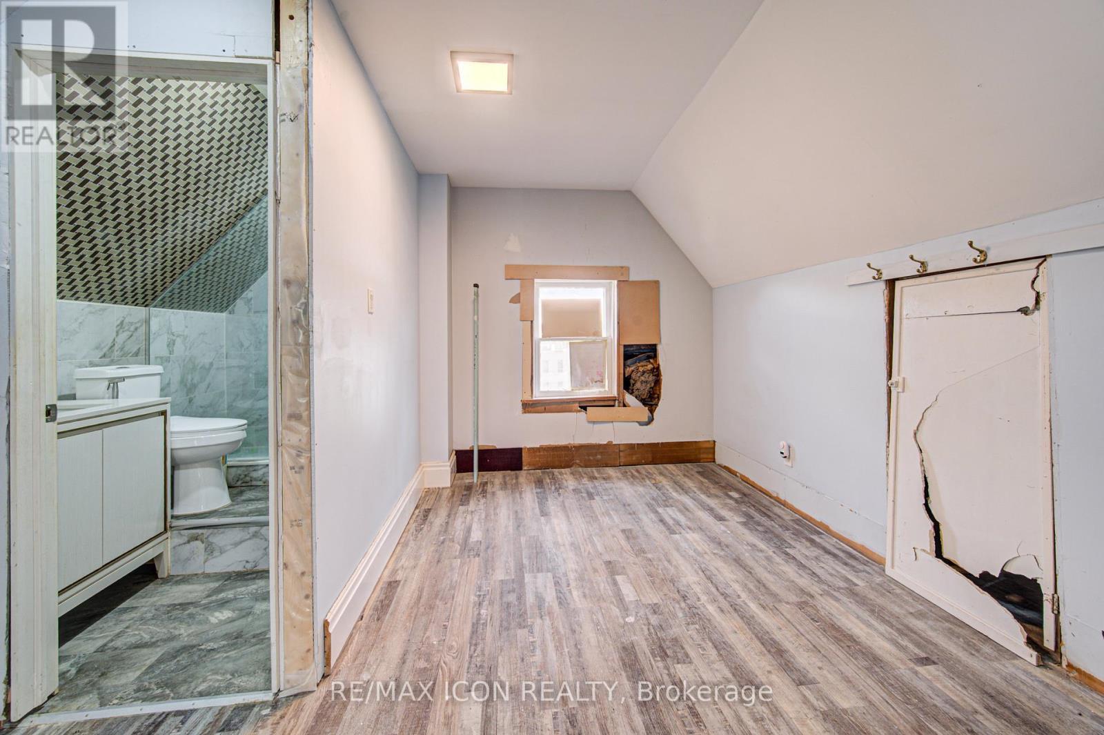59 Irvin Street, Kitchener, ON