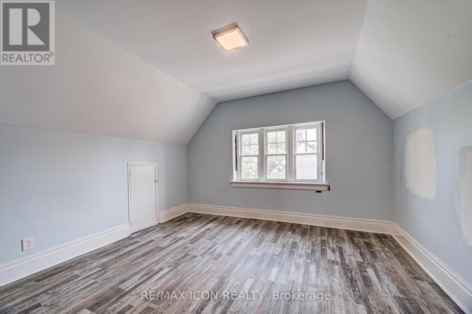 59 Irvin Street, Kitchener, ON
