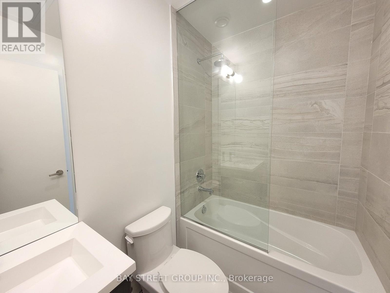 806 - 138 Downes Street, Toronto, ON