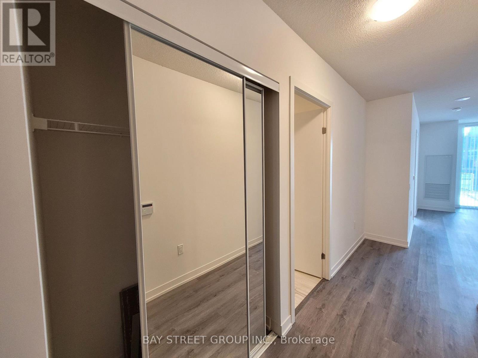 806 - 138 Downes Street, Toronto, ON