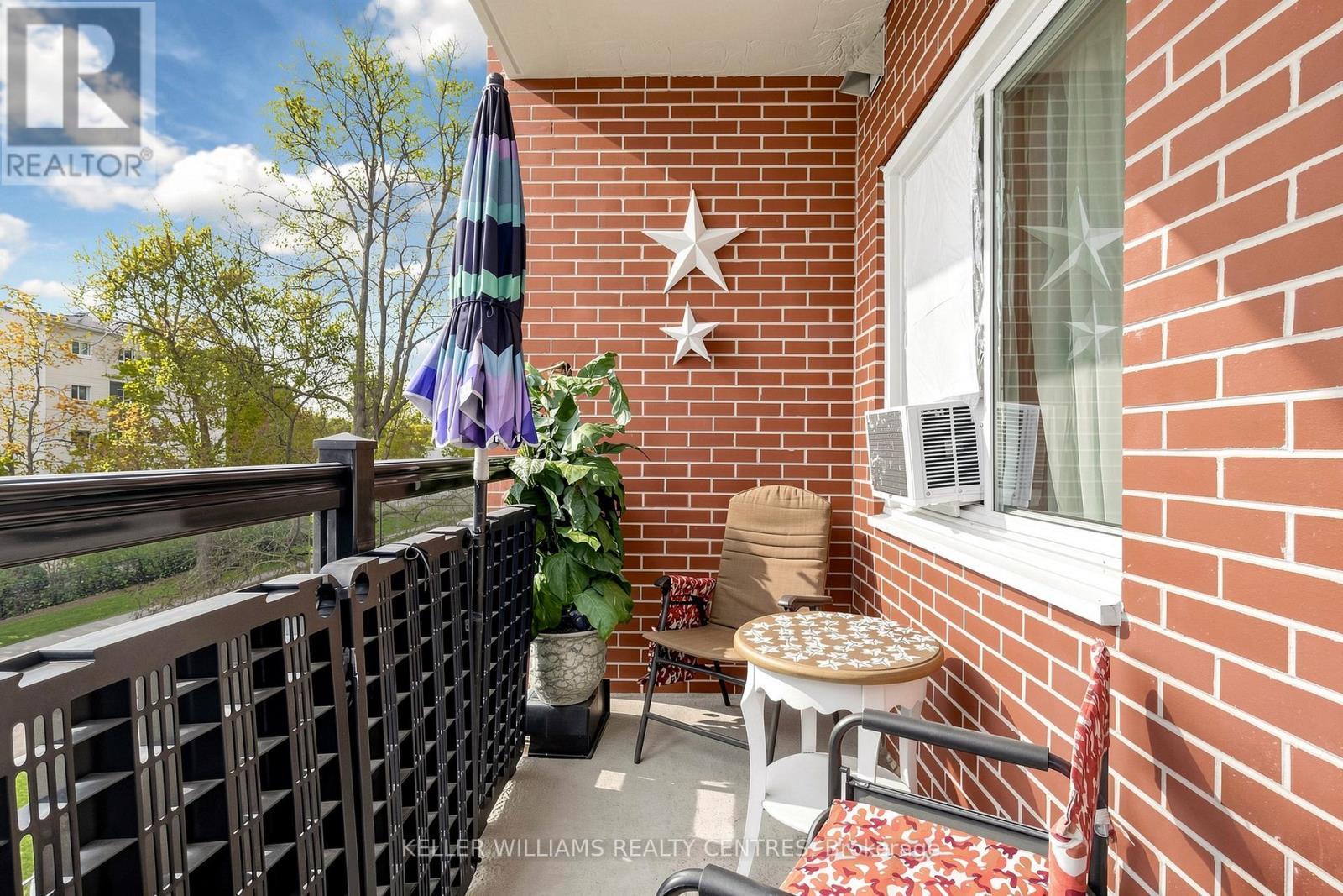 304 - 131 Taunton Road E, Oshawa, ON - Outdoor With Exterior