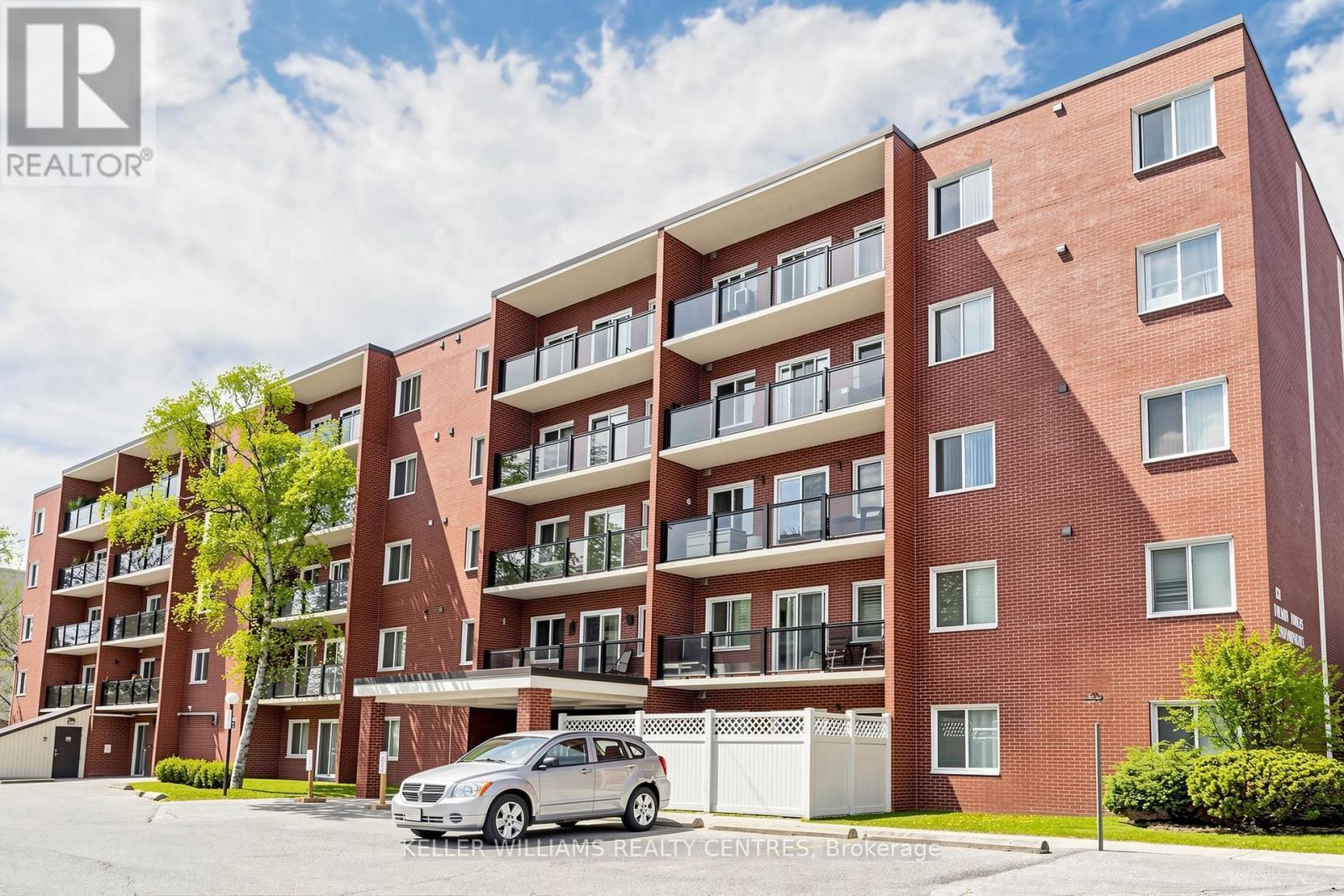 304 - 131 Taunton Road E, Oshawa, ON - Outdoor With Balcony