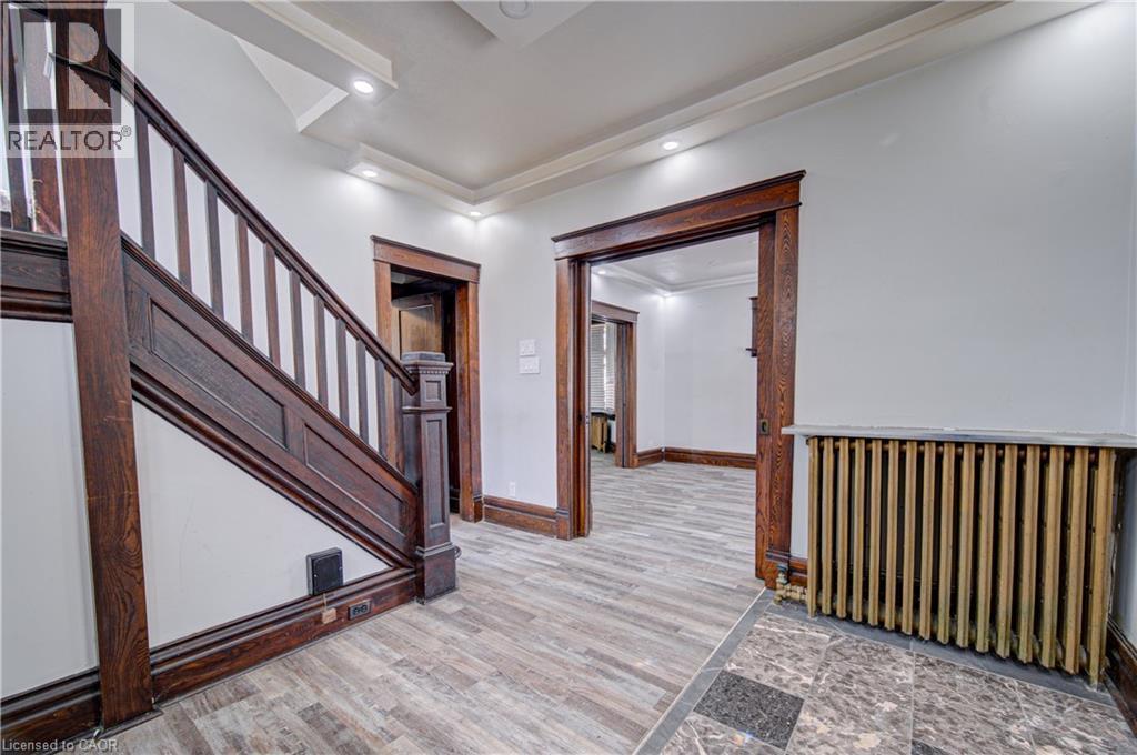 59 Irvin Street, Kitchener, ON - Indoor Photo Showing Other Room