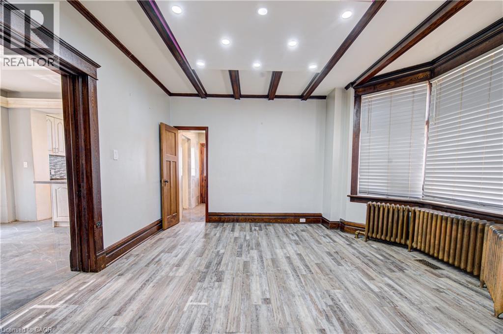 59 Irvin Street, Kitchener, ON - Indoor Photo Showing Other Room
